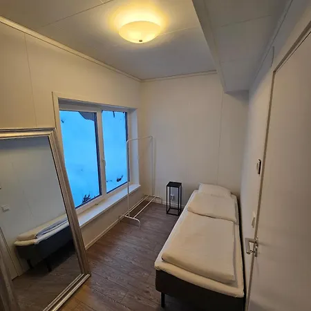 Apartmán New Modern With Garage Svolvær
